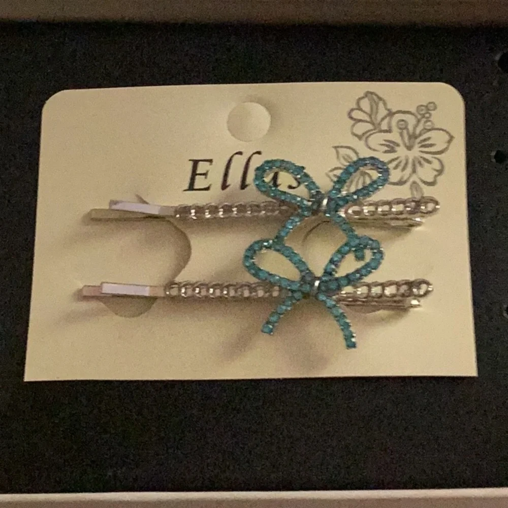 🌺NWT Just Too Amazing Rhinestone Blue Bow Hair Pins Make Perfect Gift 🌺 - Picture 3 of 7